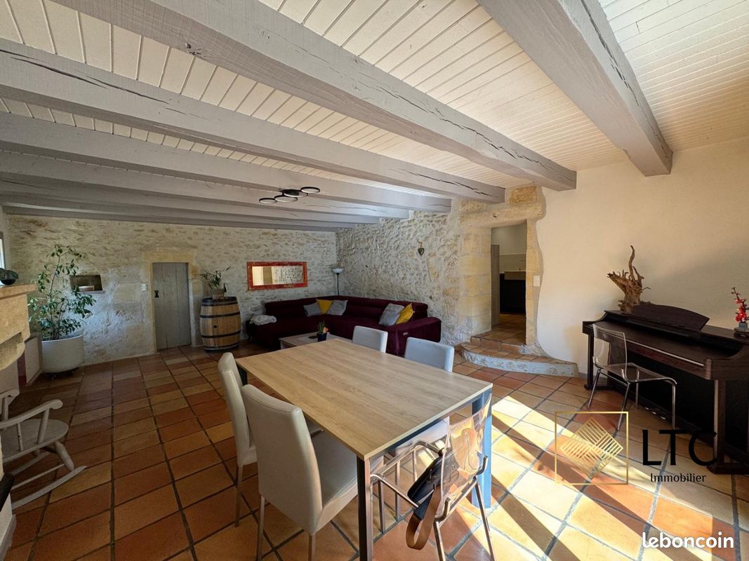 Maison 6 pièces 160 m² · à Lugasson · 160 m² · 260 000 €