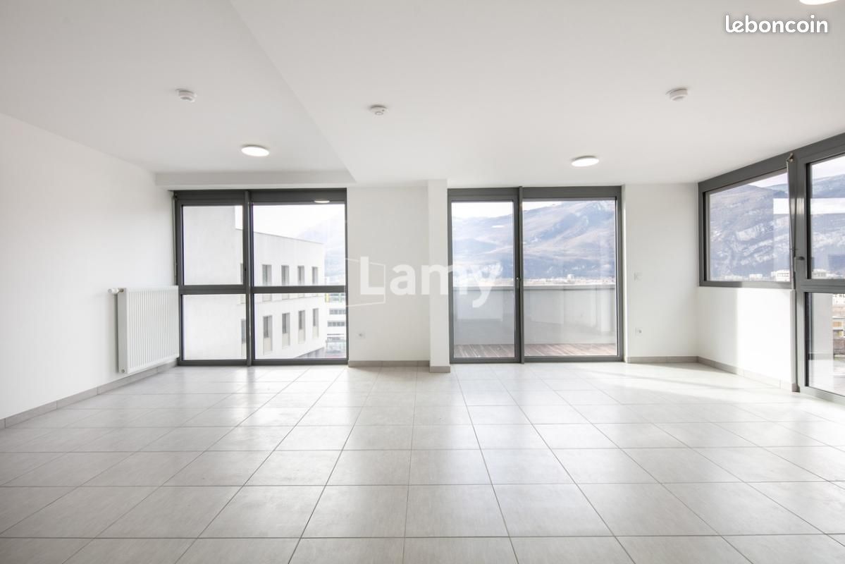 Appartement 1 pièce 39 m² · à Grenoble · 39 m² · 122 000 €