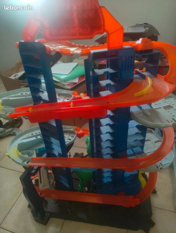 Circuit ultimate garage trex hotwheels (image 1)
