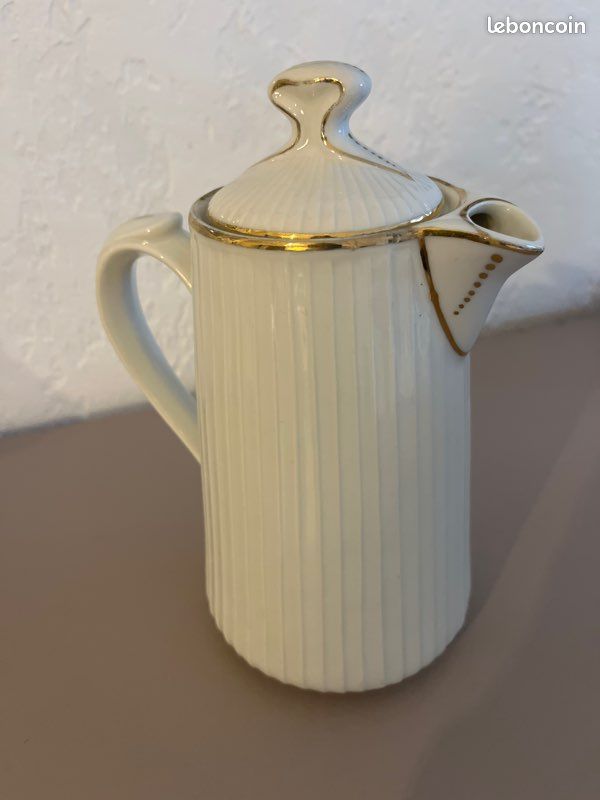 Chocolatière en porcelaine (image 3)