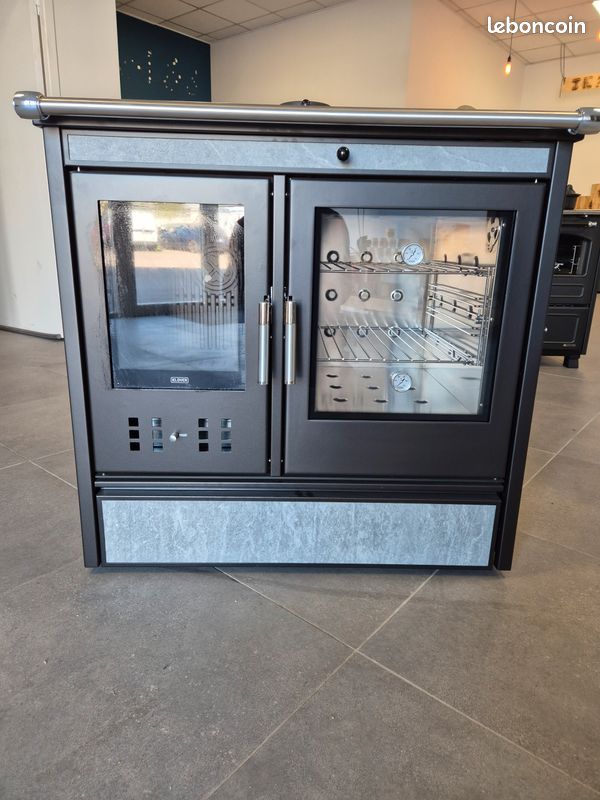 Cuisinière à bois (image 1)