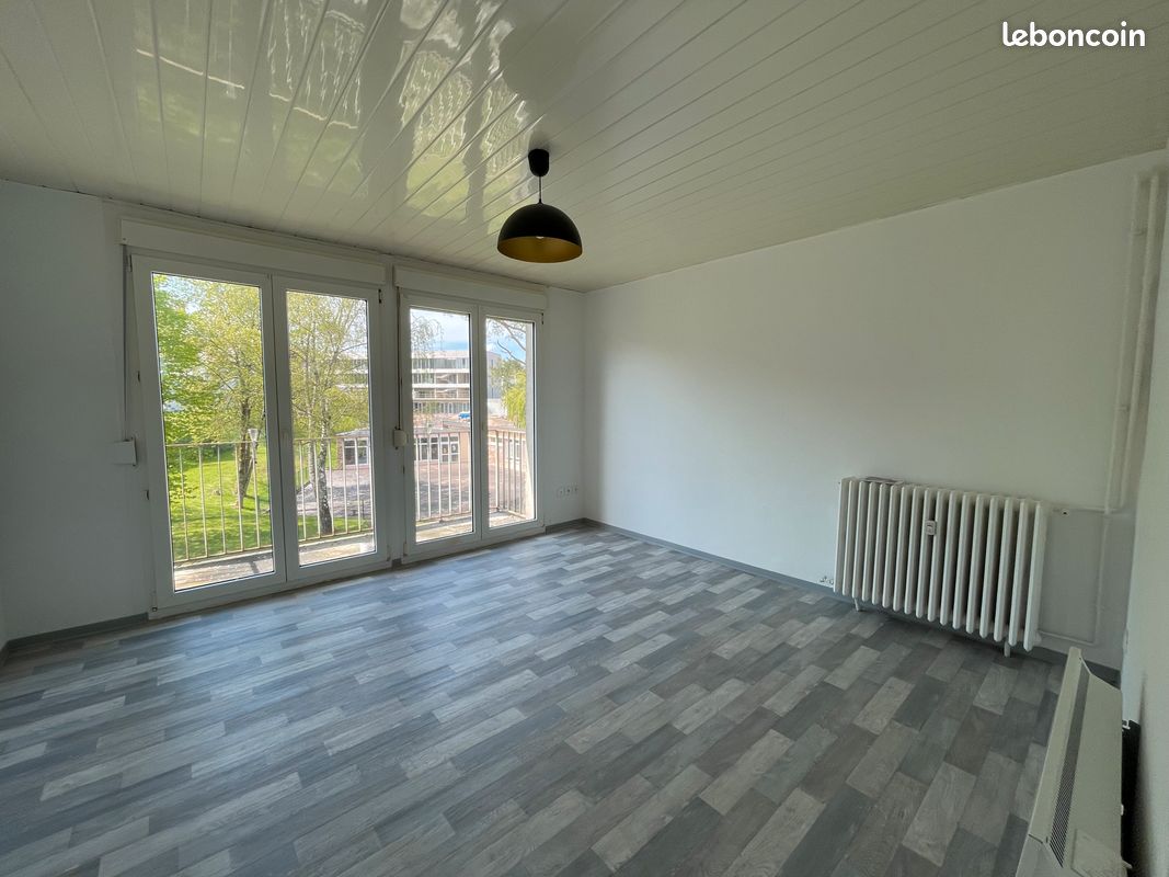 Parking 4 pièces 68 m² · à Behren-lès-Forbach · 68 m² · 626 €