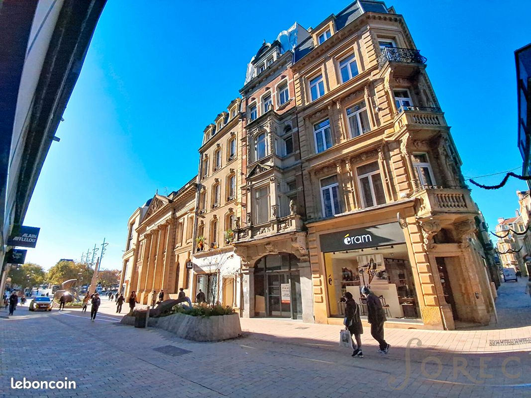 Appartement 3 pièces 84 m² · à Metz · 84 m² · 848 €