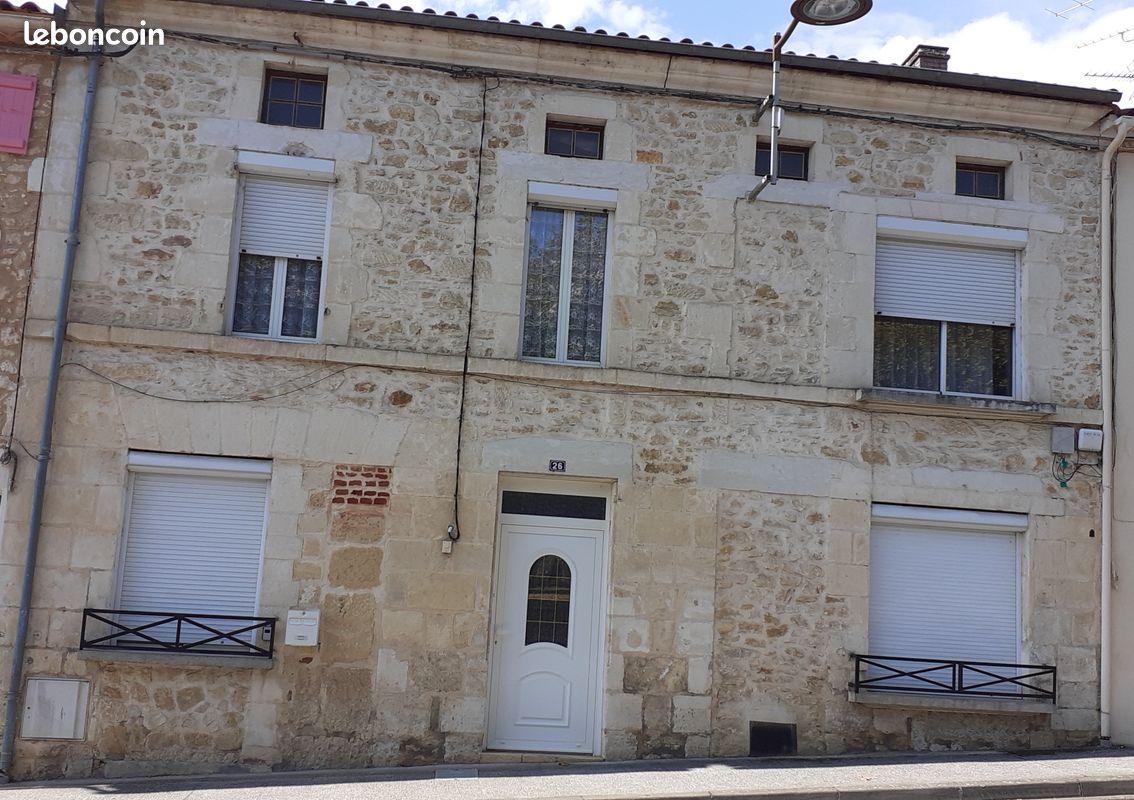 Maison 7 pièces 157 m² · à Fumel · 157 m² · 82 000 €