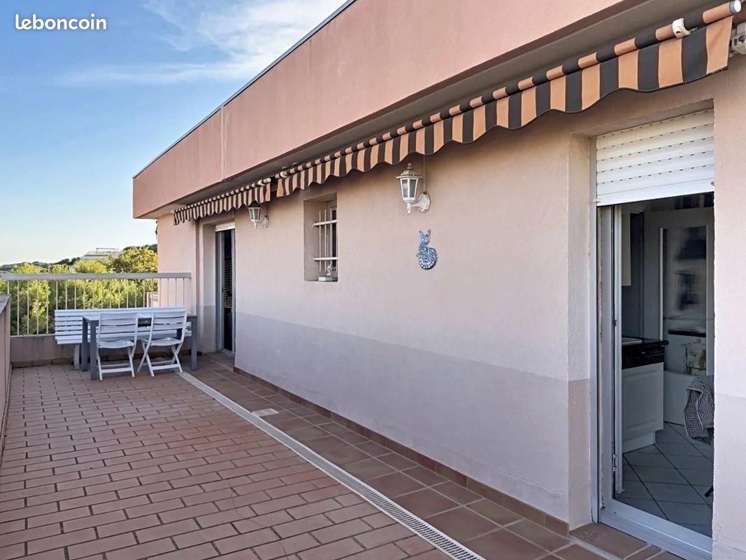 Appartement 2 pièces 49 m² · à Antibes · 49 m² · 225 000 €