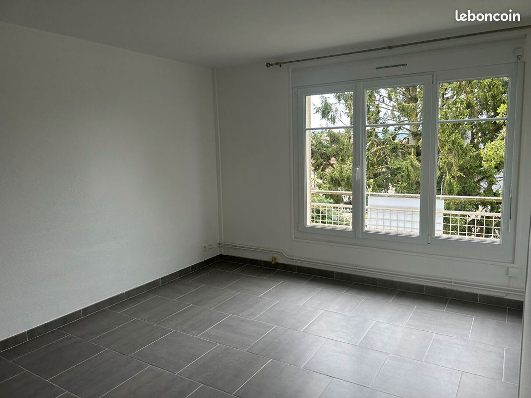 Appartement 4 pièces 66 m² · à Laon · 66 m² · 650 €