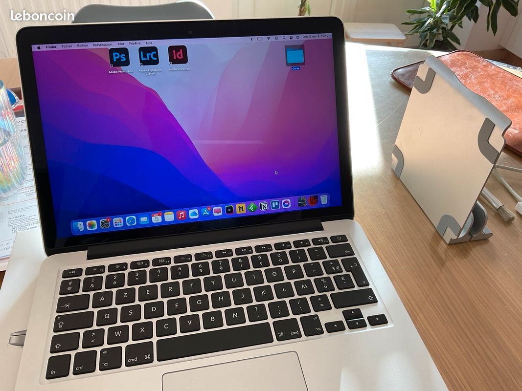 MacBook Pro 13 pouces en très bon état, avec accessoires (image 2)