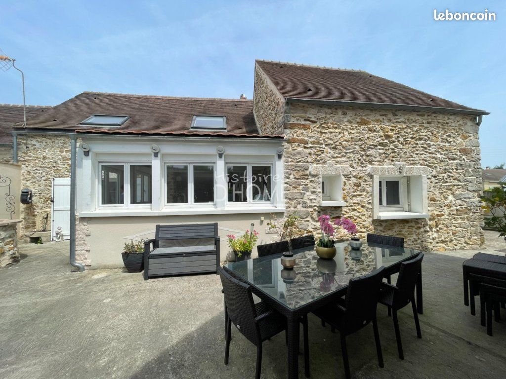 Maison 6 pièces 145 m² · à Rozay-en-Brie · 145 m² · 352 000 €