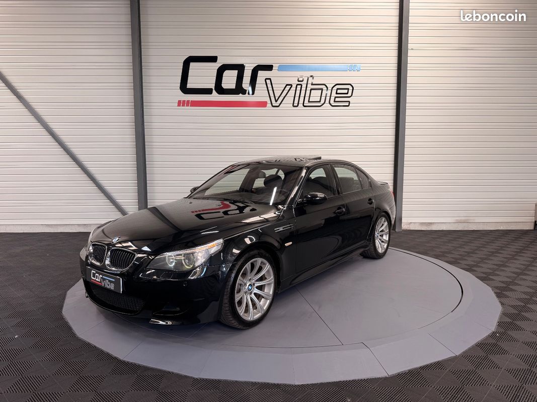 Bmw m5 e60 v10 - sieges chauffants av/ar - sieges av electriques - ciel de toit alcantara- toit ouvrant - g (image 6)