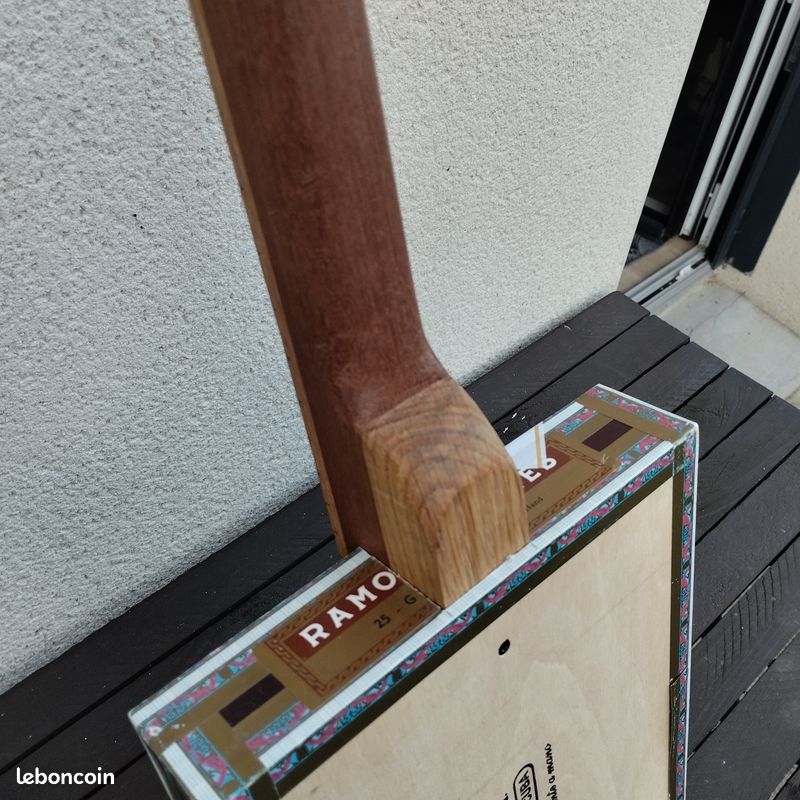Cigar Box Guitar CBG frettée 4 cordes RAMON (image 6)