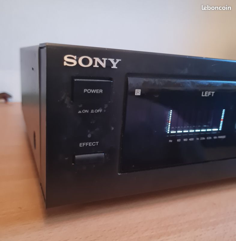 Sony SEQ-711 2 x 7 Band Stereo Graphic Equalizer