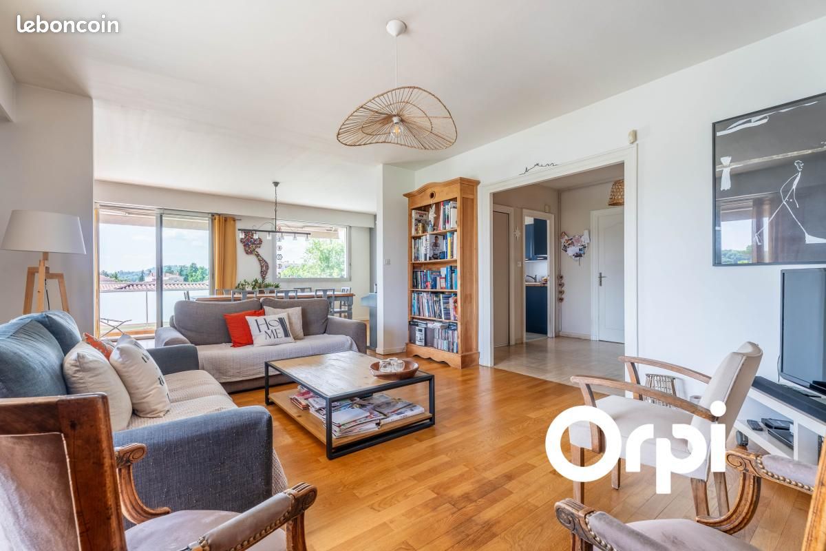 Appartement 6 pièces 154 m² · à Tassin-la-Demi-Lune · 154 m² · 630 000 €