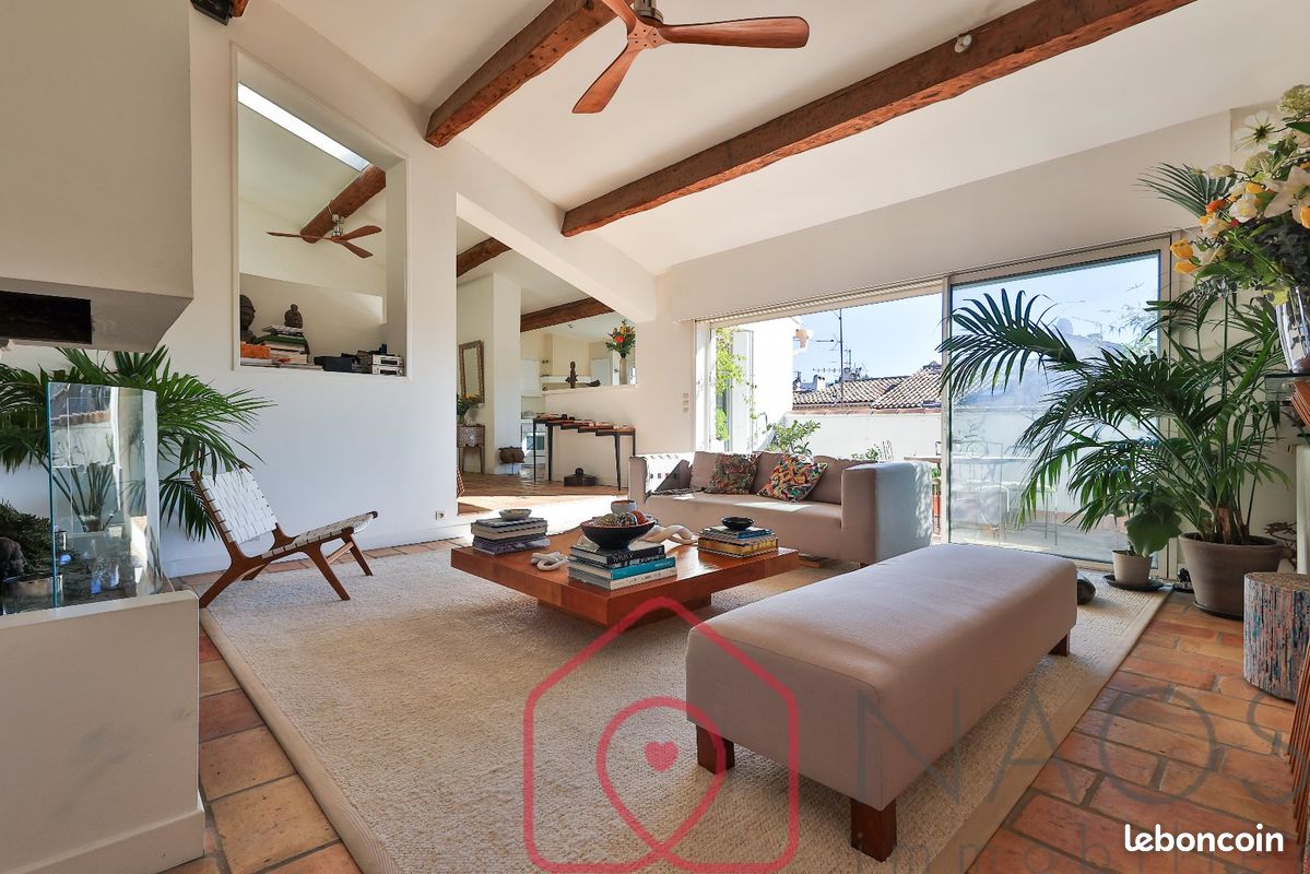 Maison 6 pièces 218 m² · à Le Beausset · 218 m² · 600 000 €
