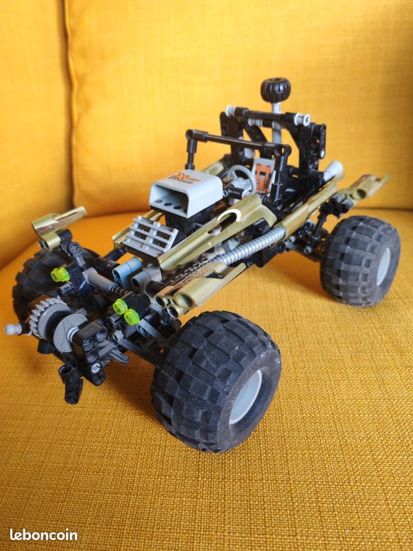 Lego Extrême Off roader Extreme off roader Vendu sans la boîte ni