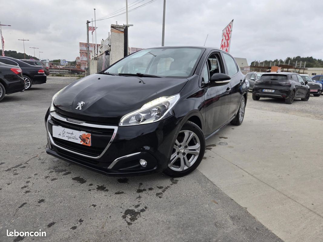 À VENDRE : Peugeot 208 – Citadine économique et fiable (image 1)