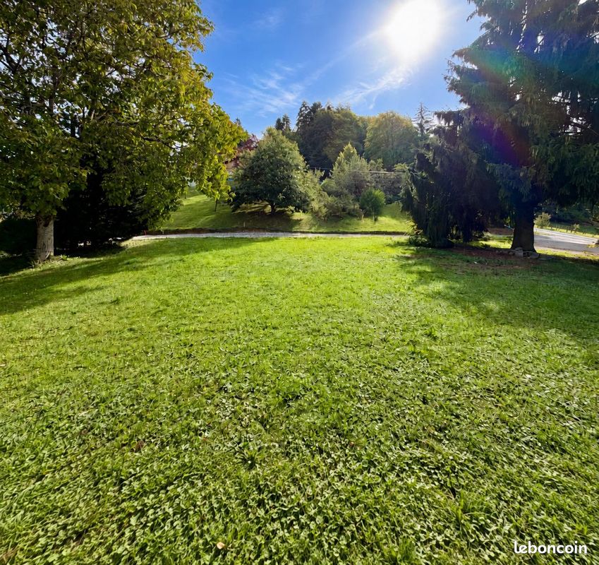 Terrain 705 m² · à Châtillon-sur-Cluses · 705 m² · 162 000 €