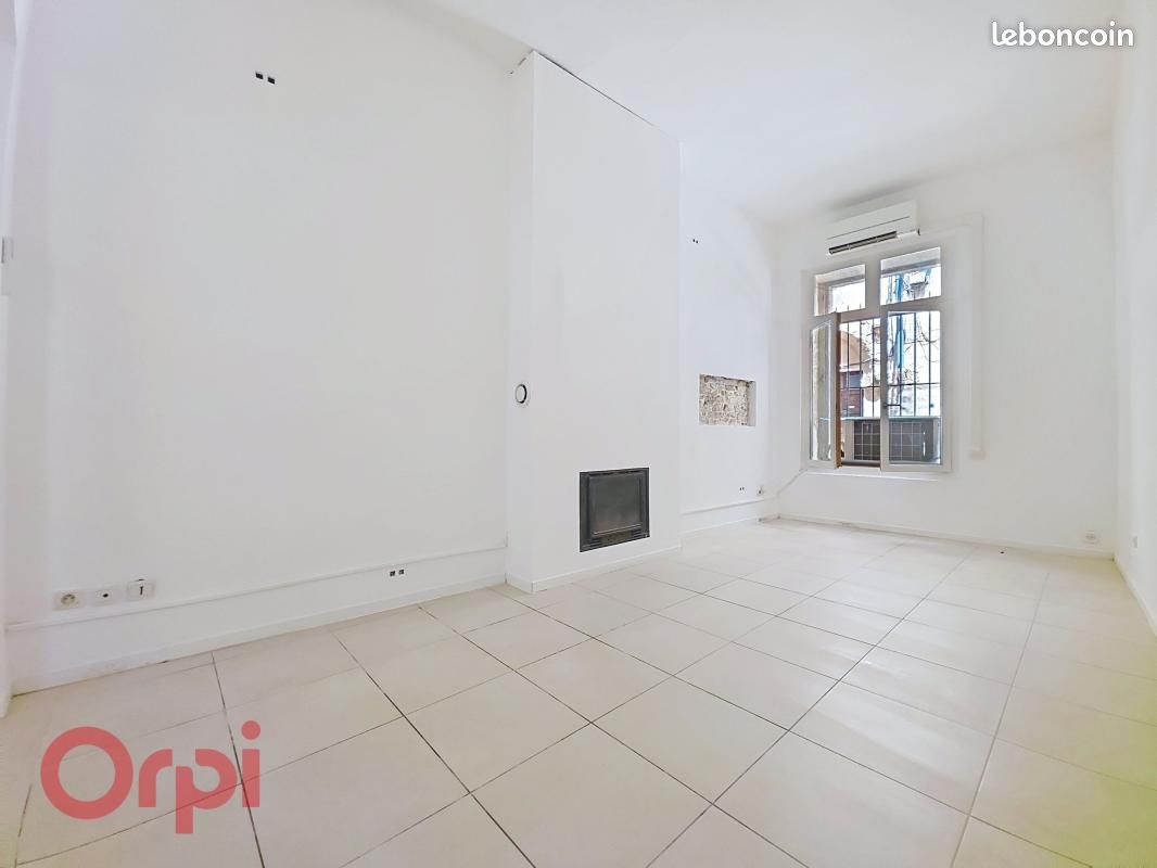 Appartement 1 pièce 38 m² · à Lunel · 38 m² · 86 000 €