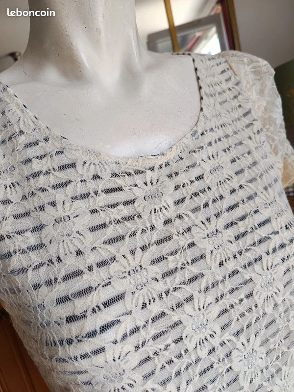 Robe Courte Noire En Dentelle Molly Bracken - Sans Manches - Taille 2 - Occasion Très Bon état