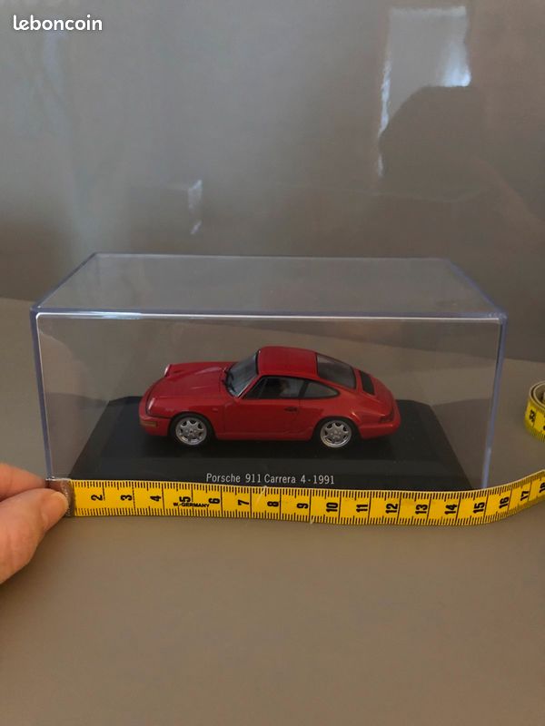 Voiture Porsche 911 Carrera 4 - 1991 (image 6)