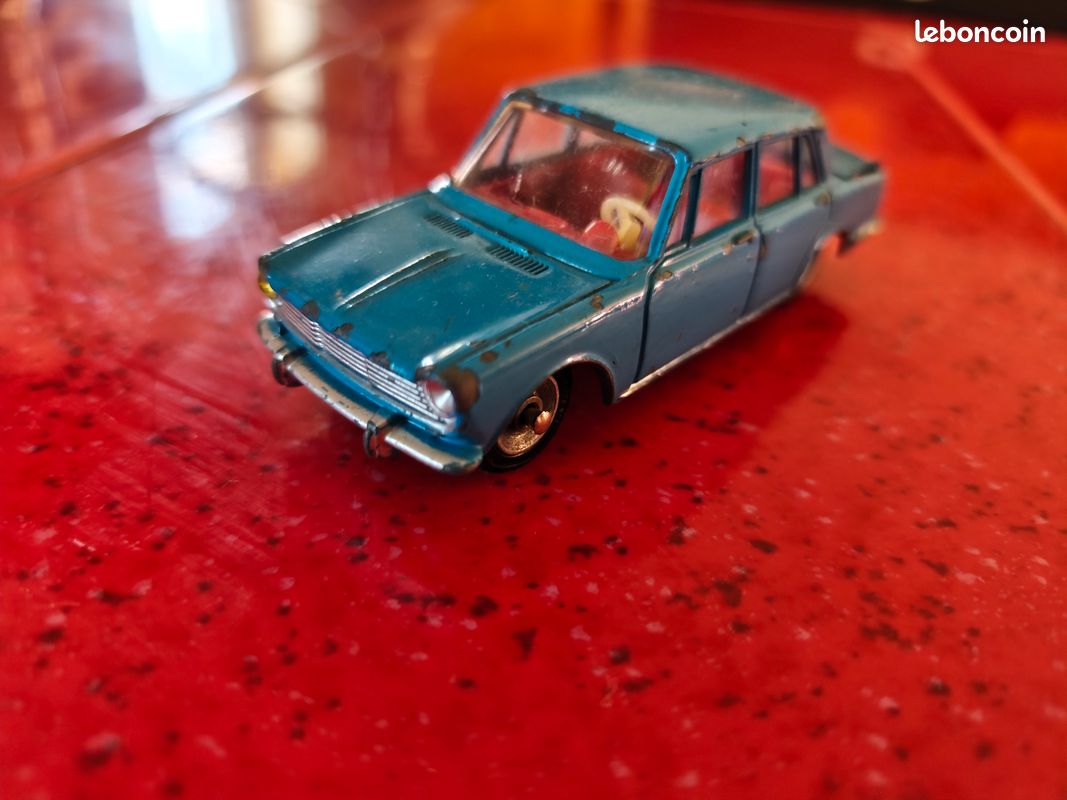 Dinky Toys Meccano France – SIMCA 1500 – échelle 1/43 – Bleu – 1963