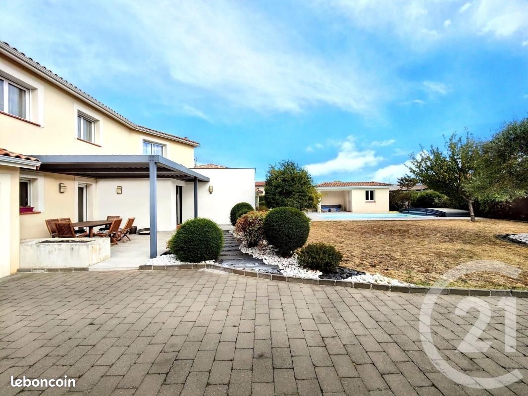 Maison 5 pièces 202 m² · à Tournefeuille · 202 m² · 749 000 €