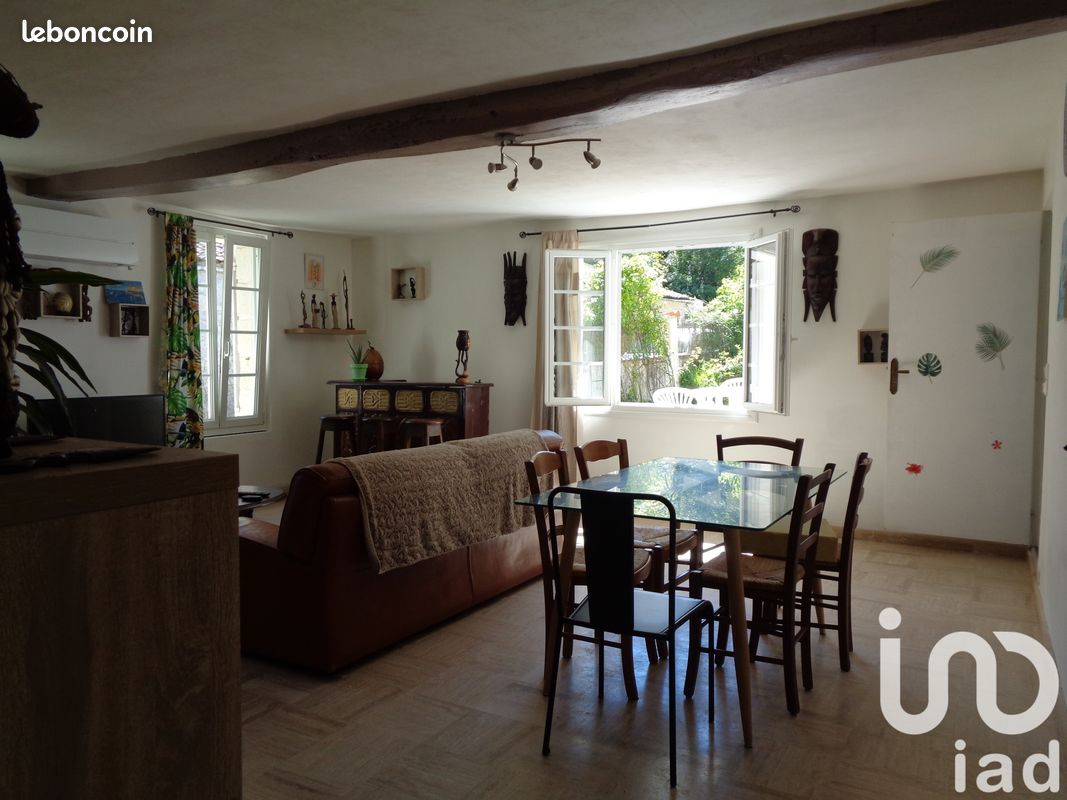 Maison 5 pièces 150 m² - Saint-Georges-des-Coteaux 17810 (image 2)