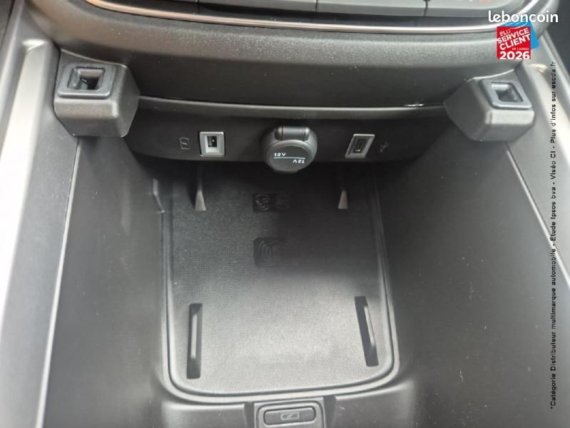 Jeep Avenger 1.2 Turbo T3 110ch e-Hybrid Summit BVR6 (image 24)