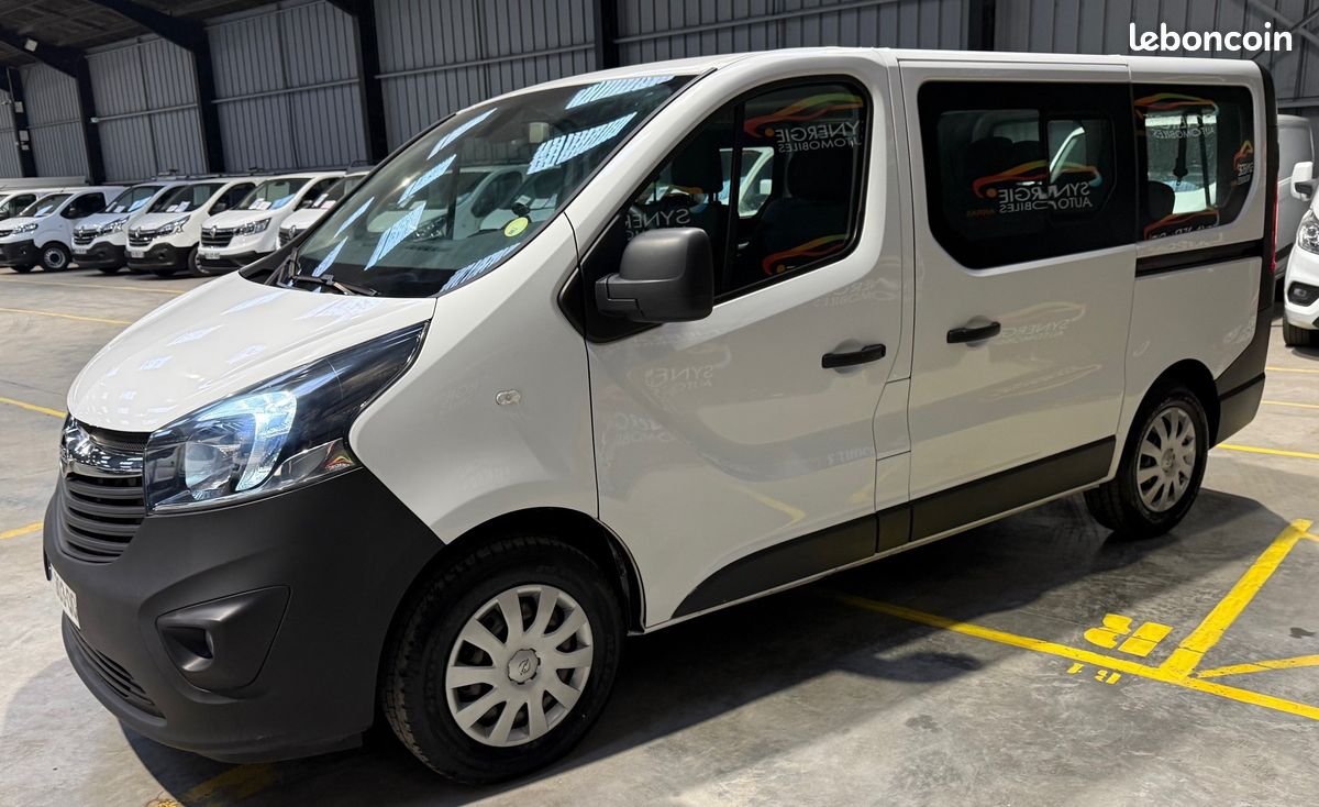 Vivaro combi l1h1 cdti 120 ch pack clim 25.463 km 21.325 ht (25.590 ttc) (image 2)