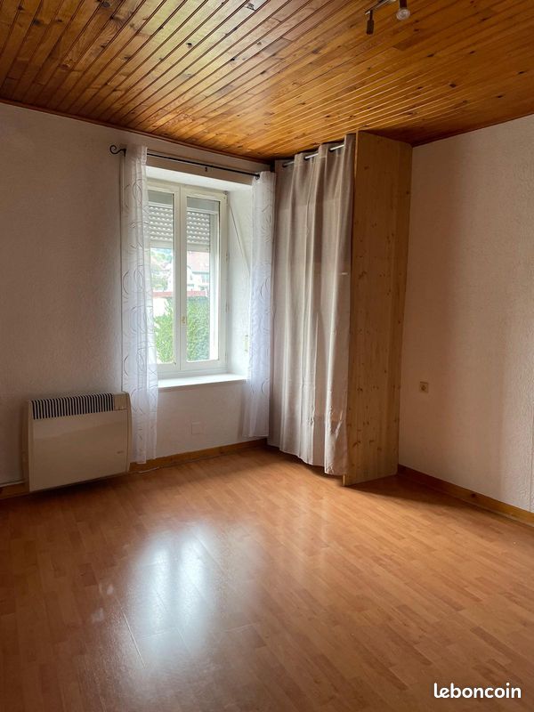 Appartement 1 pièce 28 m² · à Pontarlier · 28 m² · 410 €/mois