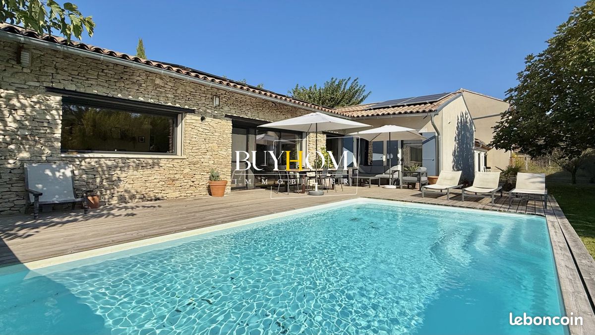Maison 7 pièces 210 m² · à L'Isle-sur-la-Sorgue · 210 m² · 1 097 000 €