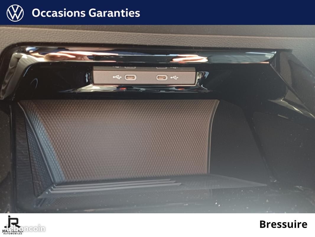 Volkswagen Golf 1.5 eTSI EVO2 150 DSG7 R-Line Edition (image 30)