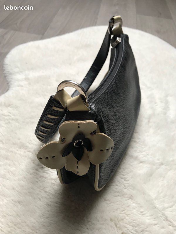 Sac à main noir (image 1)