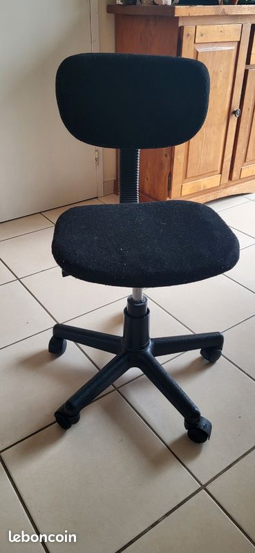 Chaise de bureau (image 1)