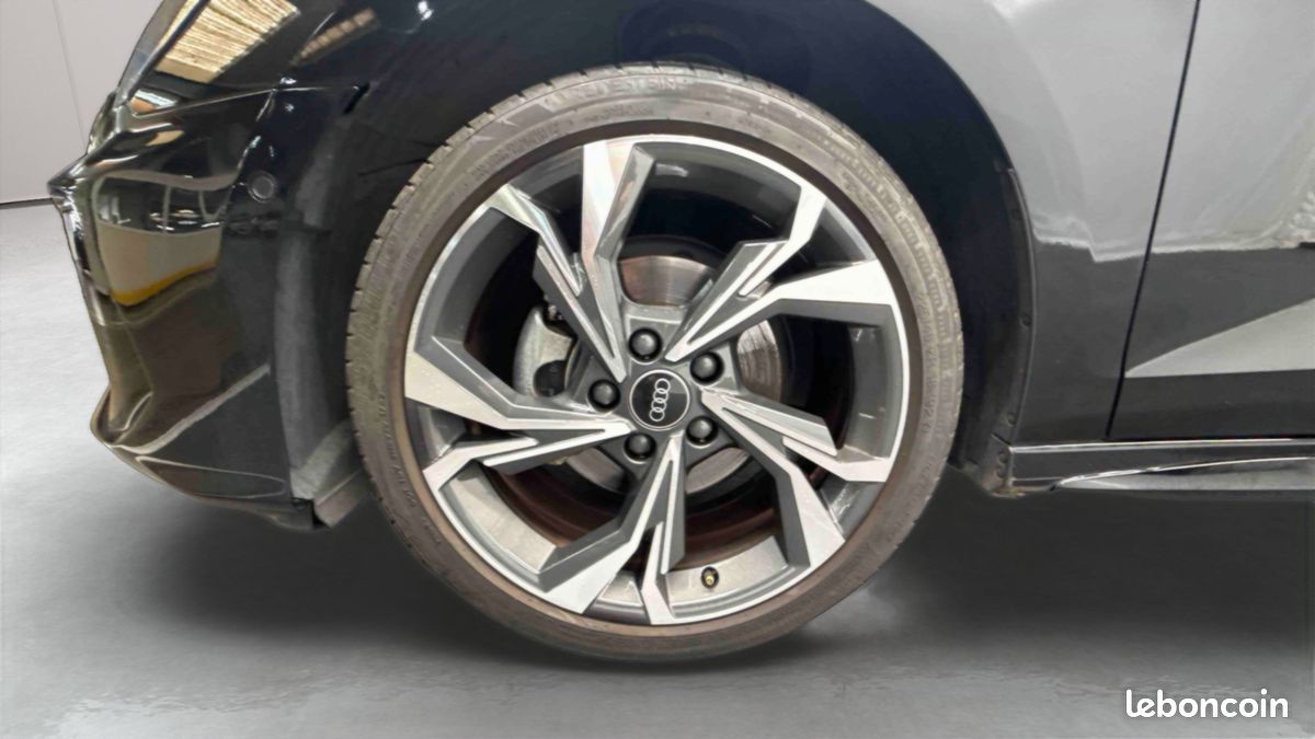 AUDI A3 Sportback 35 TDI 150 S tronic 7 S Line (image 14)