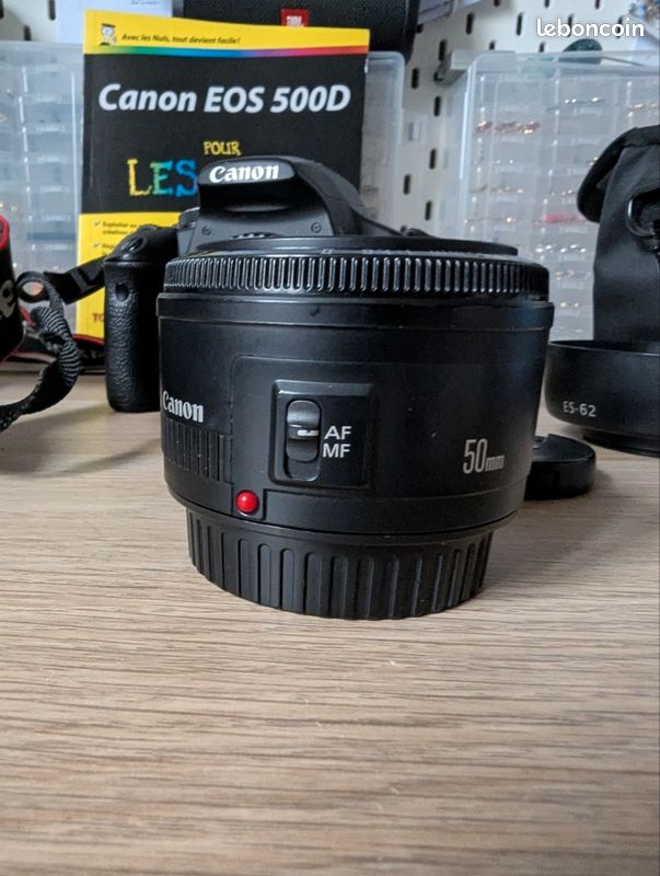 Appareil Photo Canon EOS 500 – 35mm, Avec Objectif Et Sacoche Samsonite
