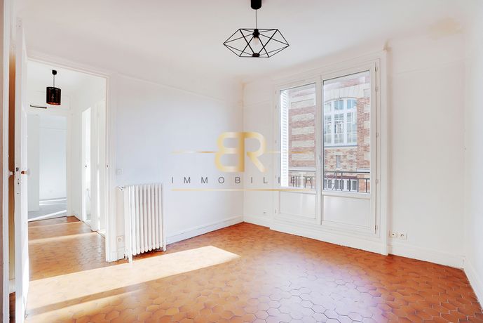Appartement a louer paris-18e-arrondissement - 2 pièce(s) - 33 m2 - Surfyn