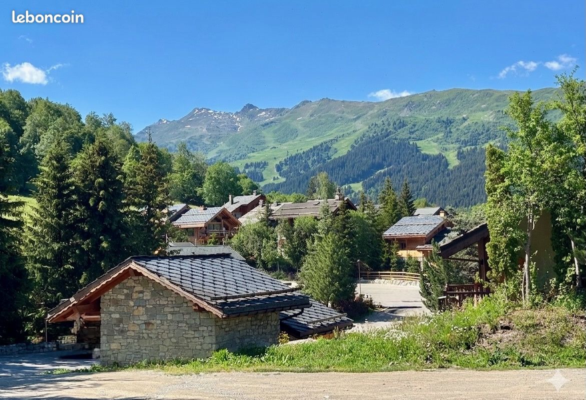 Terrain 500 m² · à Les Allues · 500 m² · 2 940 000 €