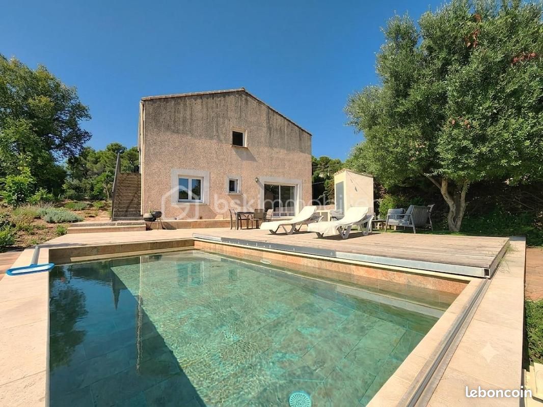Maison 6 pièces 129 m² · à Tourbes · 129 m² · 370 000 €
