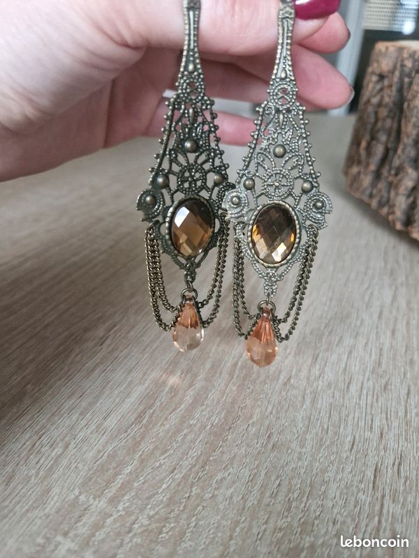 Boucles D'oreilles Victoriennes - Cœurs Et Nœuds, Dormeuses, Laiton, Neuf