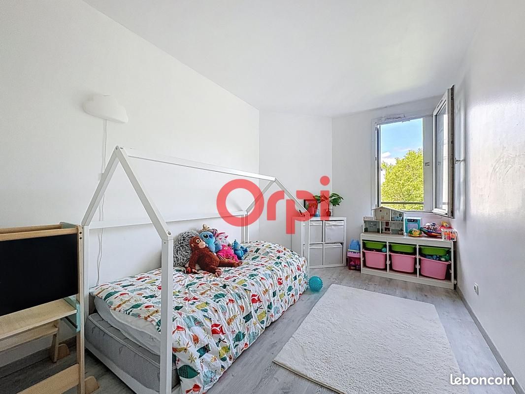 Appartement 3 pièces 61 m² · à Évry-Courcouronnes · 61 m² · 150 000 €