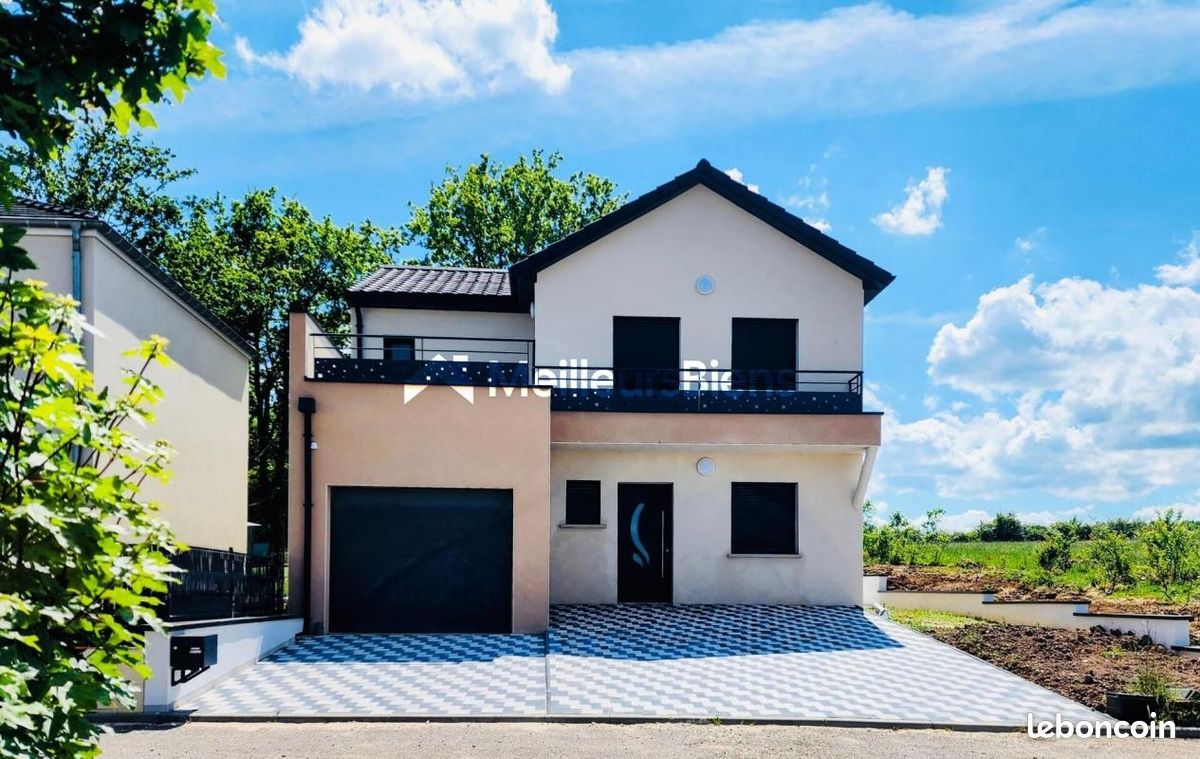 Maison 6 pièces 148 m² · à Saint-Nicolas-de-Port · 148 m² · 359 000 €