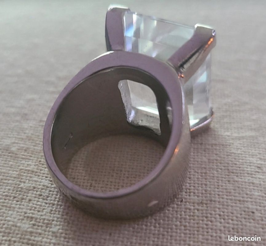 Bague Daniel Swarovski T 48 Neuve (image 7)