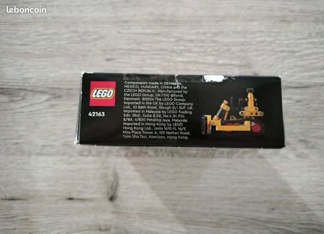 Lego technic bulldozer robuste 42163 (image 3)