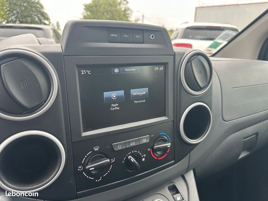 PEUGEOT PARTNER COMBI 1.6 HDI 90 PREMIUm (image 19)
