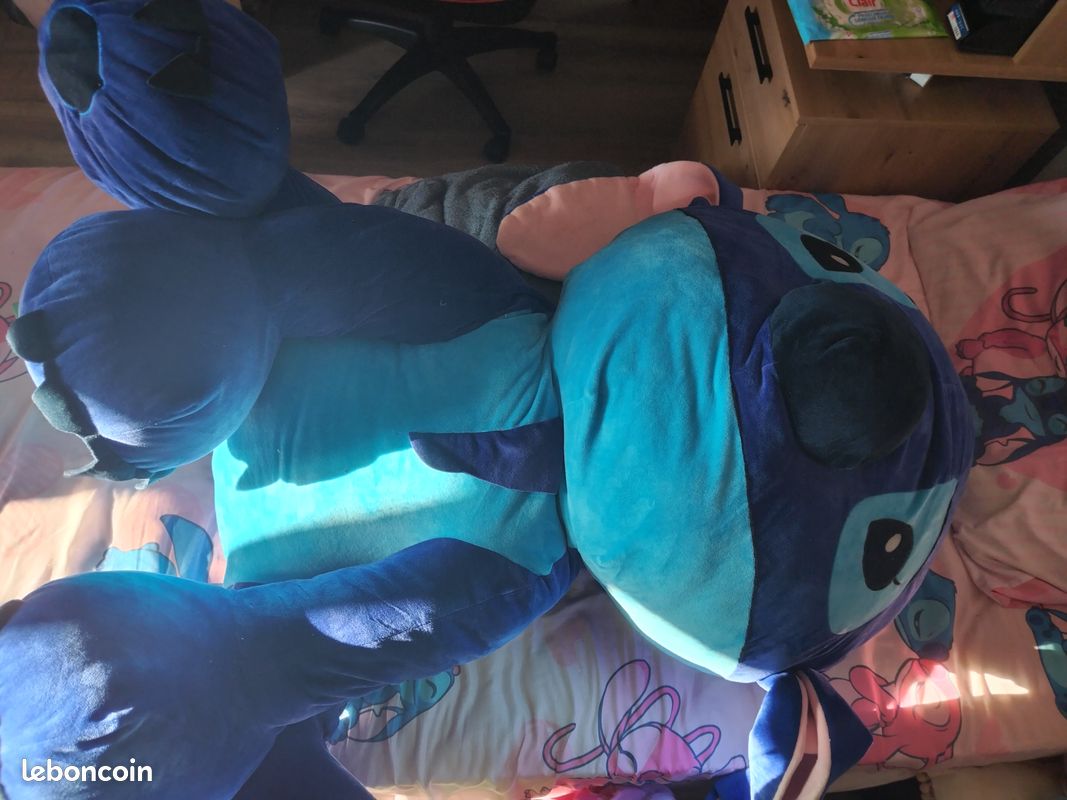 Peluche stitch (image 1)