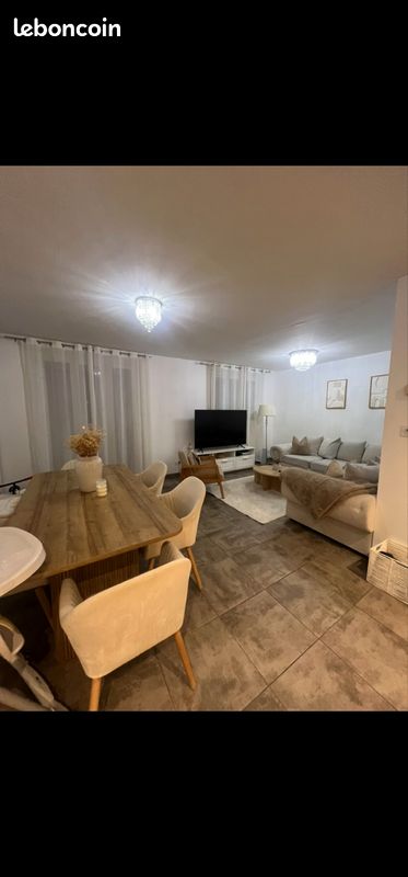 Appartement 4 pièces 68 m² · à Saint-Étienne · 68 m² · 750 €/mois