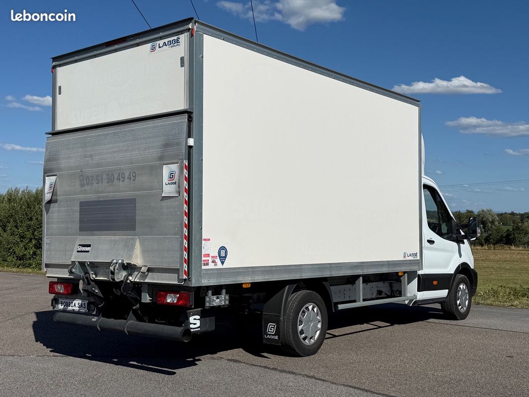 Ford TRANSIT L4 2.0 ECOBLUE 130CH TREND CAISSE HAYON (image 4)