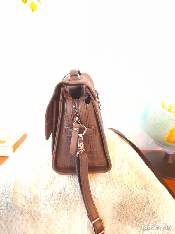 Sac cuir noir BURKELY bandoulière (image 2)