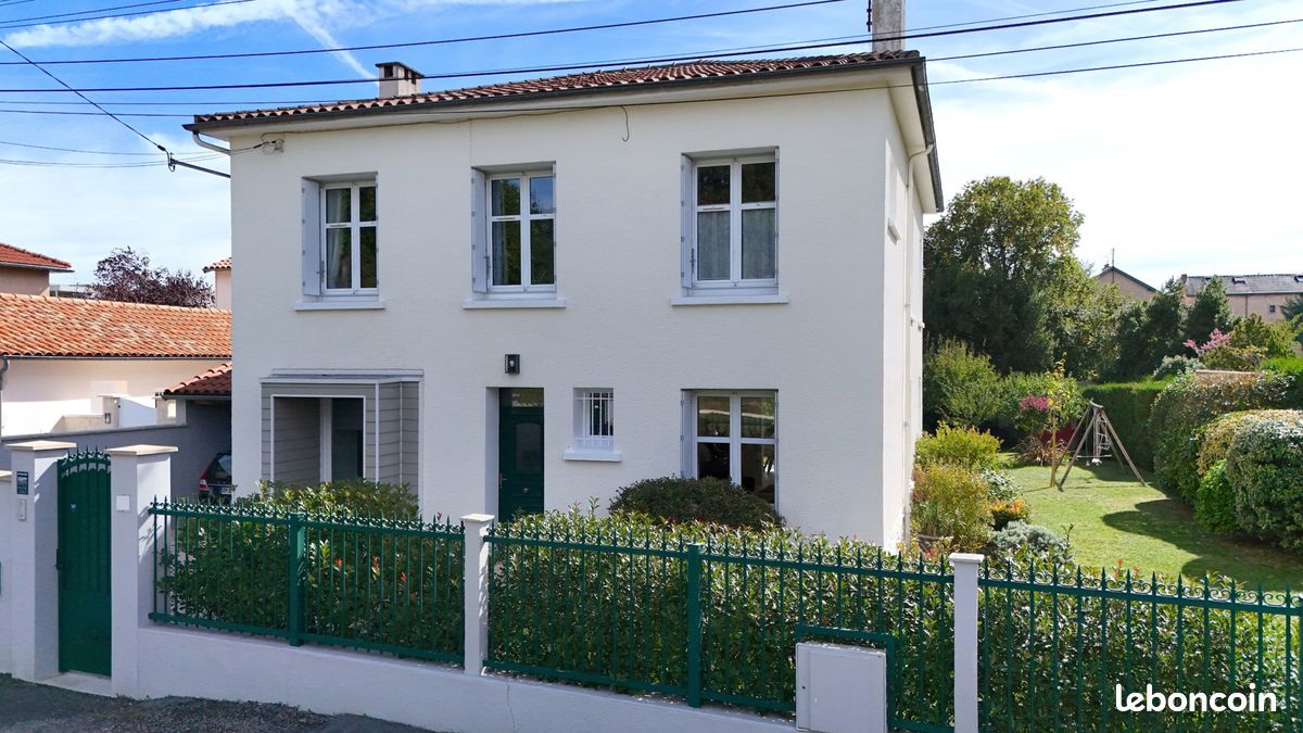 Maison 8 pièces 173 m² · à Poitiers · 173 m² · 449 950 €