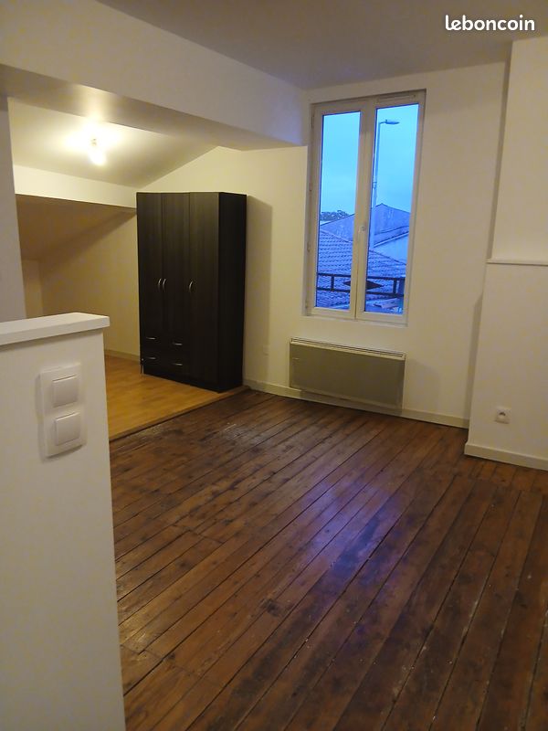 Appartement 1 pièce 25 m² · à Saint-Jean-de-Liversay · 25 m² · 413 €/mois